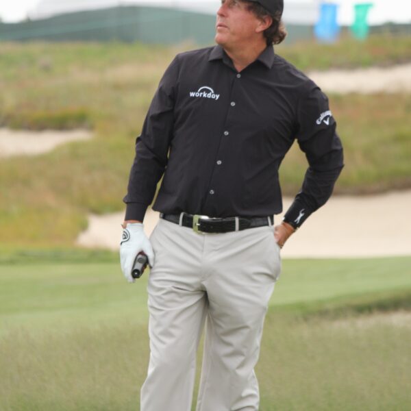 Phil Mickelson melder seg ut av San Diego-klubb etter anklage om upassende kontakt