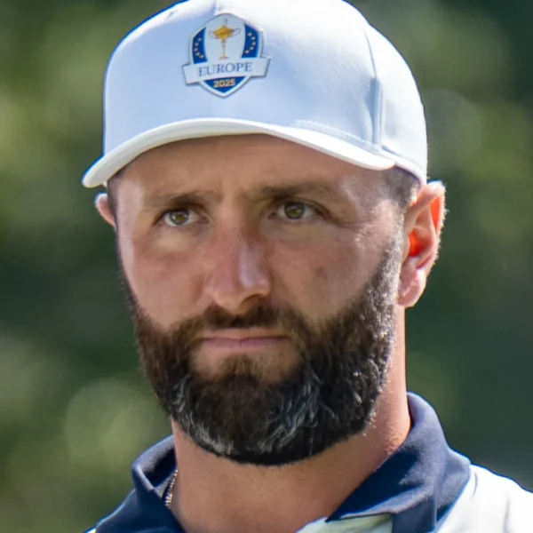 Jon Rahm gjør første start etter LIV-exiten i Abu Dhabi